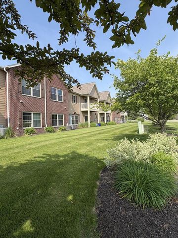 W162S7005 Olive CIRCLE, Muskego, WI 53150