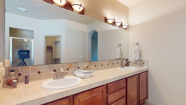 7 TABLAZON VALLEY Drive, Tijeras, NM 87059