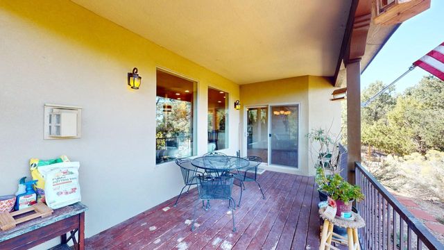 7 TABLAZON VALLEY Drive, Tijeras, NM 87059