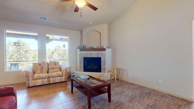7 TABLAZON VALLEY Drive, Tijeras, NM 87059