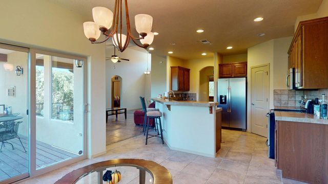 7 TABLAZON VALLEY Drive, Tijeras, NM 87059