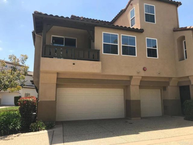 6430 Terraza Portico, Carlsbad, CA 92009