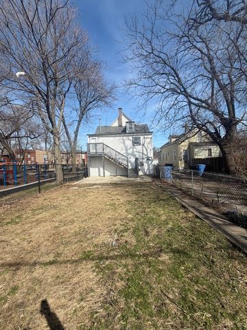 7340 S Maryland Avenue, Chicago, IL 60619