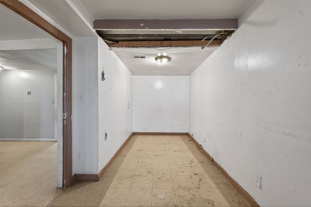 7340 S Maryland Avenue, Chicago, IL 60619