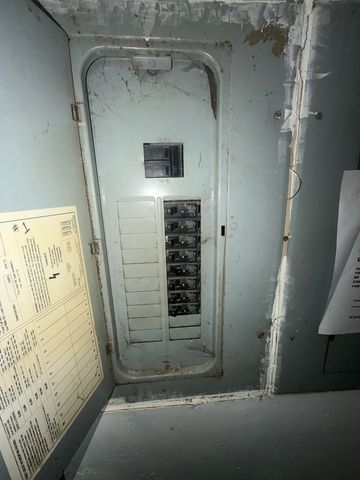 7340 S Maryland Avenue, Chicago, IL 60619