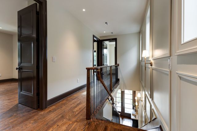 1207A N 8th St, Nashville, TN 37207