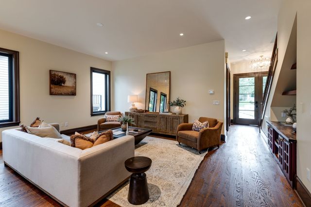 1207A N 8th St, Nashville, TN 37207