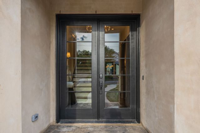 1207A N 8th St, Nashville, TN 37207