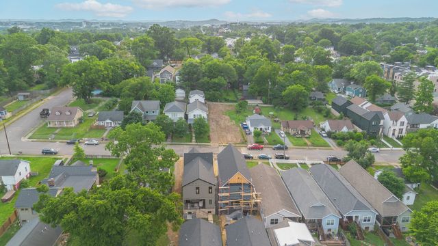 1207A N 8th St, Nashville, TN 37207