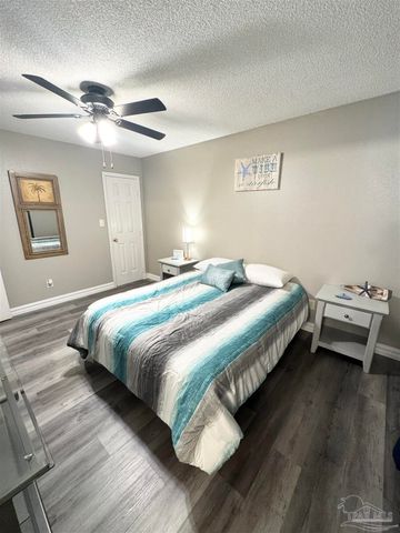615 N A St, Pensacola, FL 32501