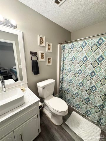615 N A St, Pensacola, FL 32501