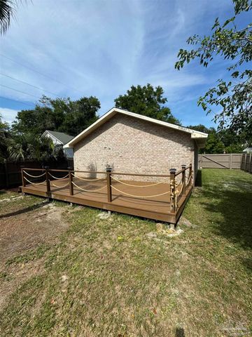 615 N A St, Pensacola, FL 32501