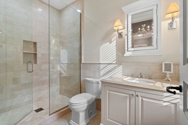 1755 N Mohawk Street, Chicago, IL 60614