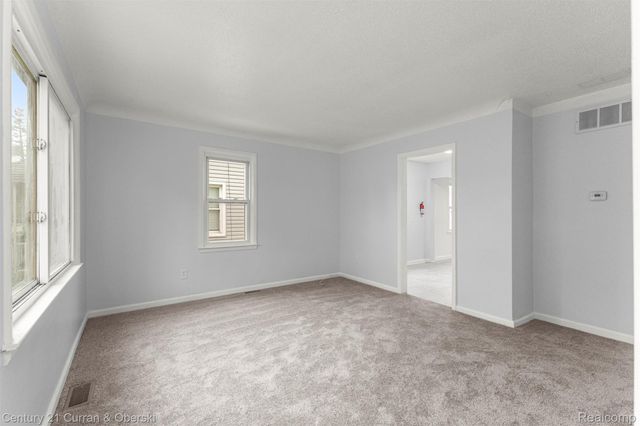 1784 Reo Avenue, Lincoln Park, MI 48146