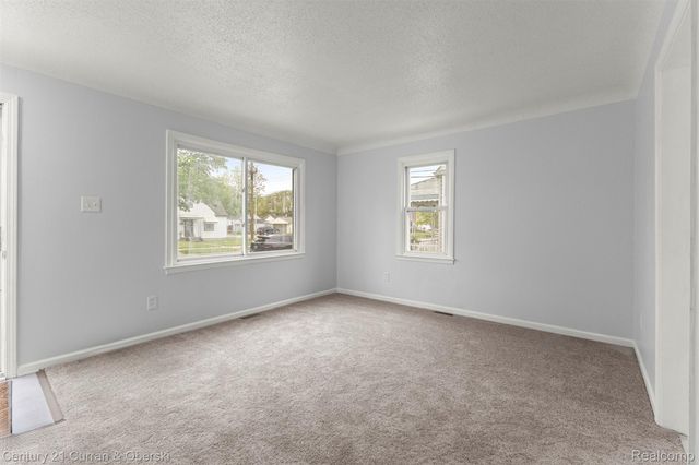 1784 Reo Avenue, Lincoln Park, MI 48146