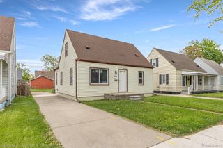 1784 Reo Avenue, Lincoln Park, MI 48146