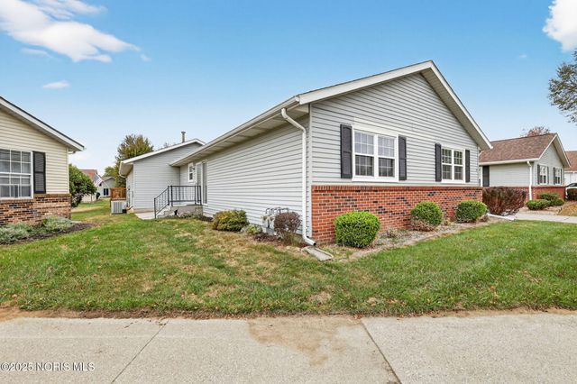 4 Mackenzie Court, Bowling Green, OH 43402