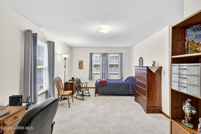 4 Mackenzie Court, Bowling Green, OH 43402