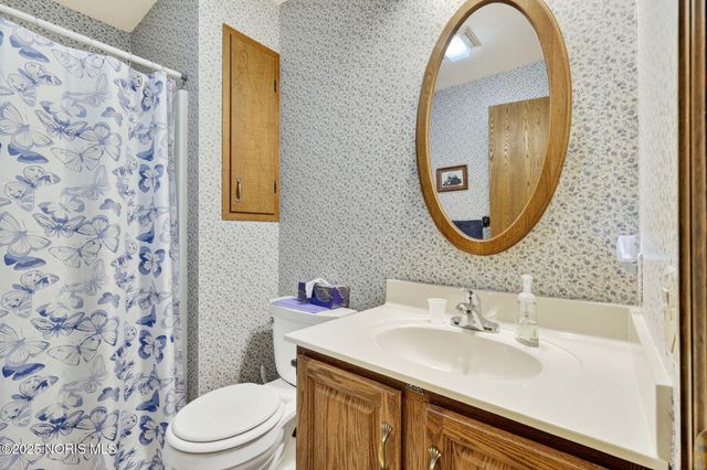 4 Mackenzie Court, Bowling Green, OH 43402