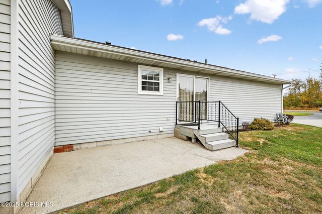 4 Mackenzie Court, Bowling Green, OH 43402