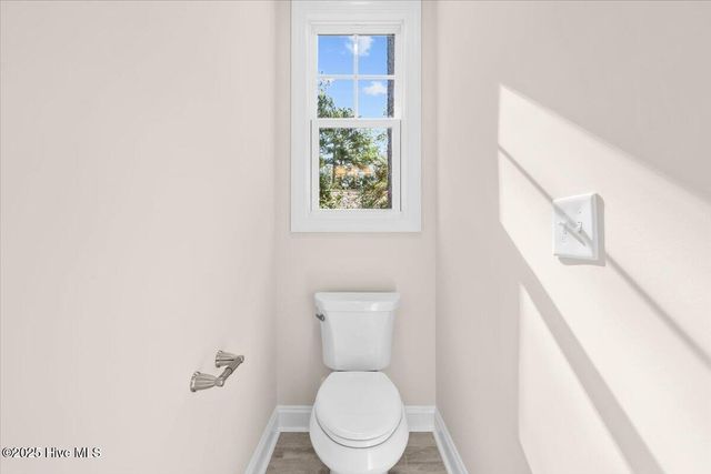 555 Lake Forest Drive SE, Pinehurst, NC 28374