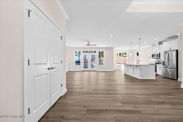 555 Lake Forest Drive SE, Pinehurst, NC 28374