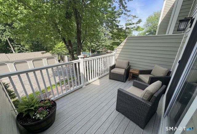 71 Aiken Street J2, Norwalk, CT 06851