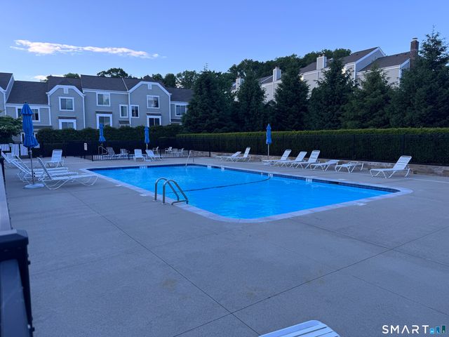 71 Aiken Street J2, Norwalk, CT 06851