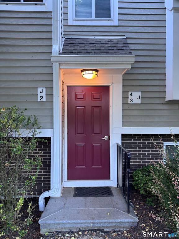 71 Aiken Street J2, Norwalk, CT 06851