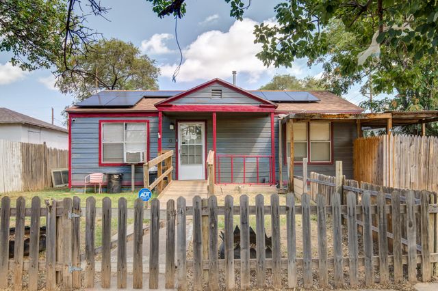 1504 33rd Street, Lubbock, TX 79411