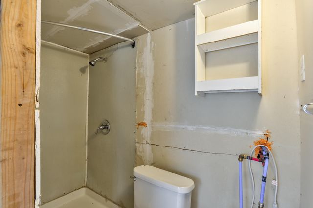 1504 33rd Street, Lubbock, TX 79411