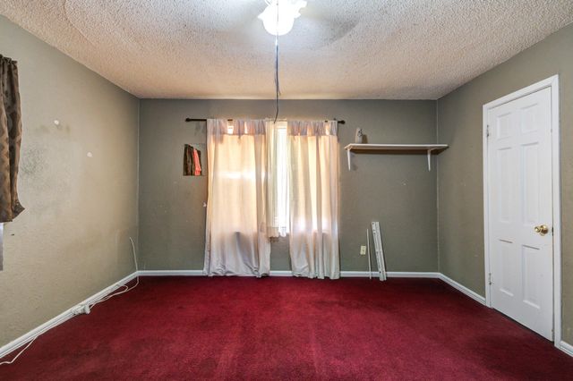 1504 33rd Street, Lubbock, TX 79411