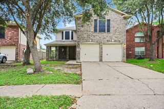 2875 Pebble Canyon Lane, Dickinson, TX 77539