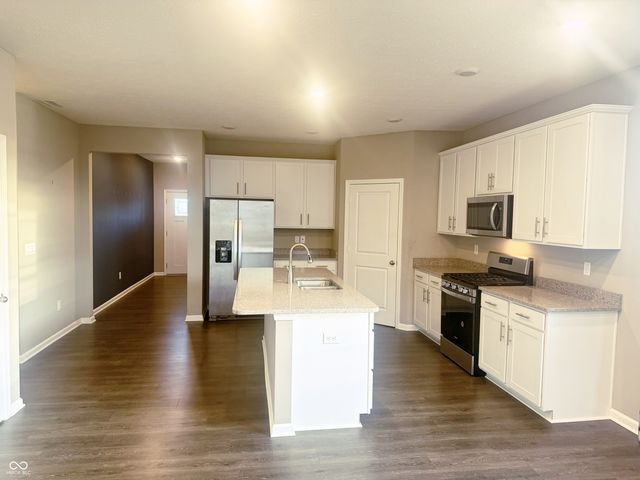 830 Saddlebrook Farms Boulevard, Whiteland, IN 46184