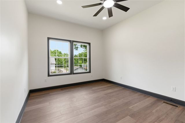 1 E 5th Street, Greenville, SC 29611