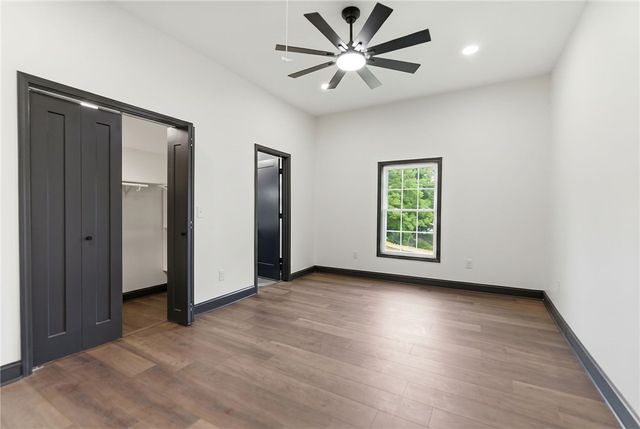 1 E 5th Street, Greenville, SC 29611