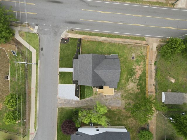 1 E 5th Street, Greenville, SC 29611