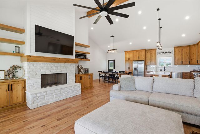 9012 County Road 3614, Murchison, TX 75778