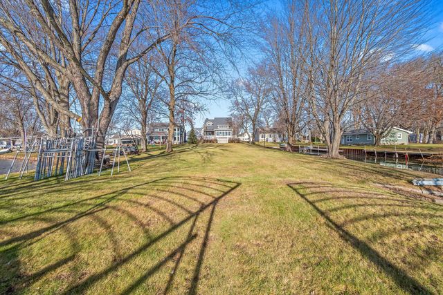 497 Iyopawa Road, Coldwater, MI 49036