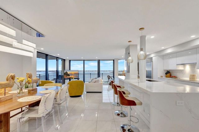 5460 N Ocean Drive 7C, Singer Island, FL 33404