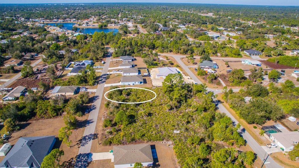 Image 7 of property listing at 22508 PROVANCE AVENUE, Port Charlotte, FL 33954