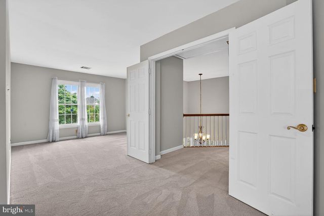 2808 GIBSON OAKS DR, Herndon, VA 20171