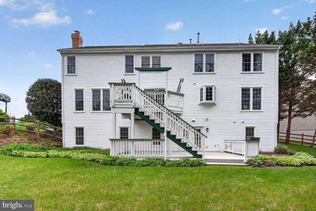 2808 GIBSON OAKS DR, Herndon, VA 20171