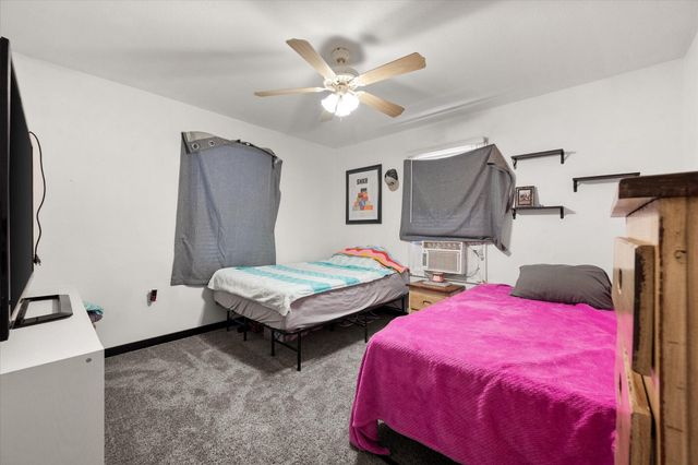 513 E Magnolia Avenue, Brownfield, TX 79316