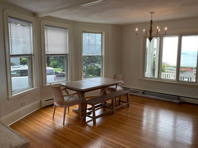 84 Humphrey 1R, Swampscott, MA 01907