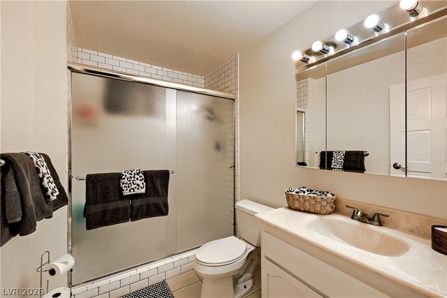 2200 Plaza Del Puerto, Las Vegas, NV 89102