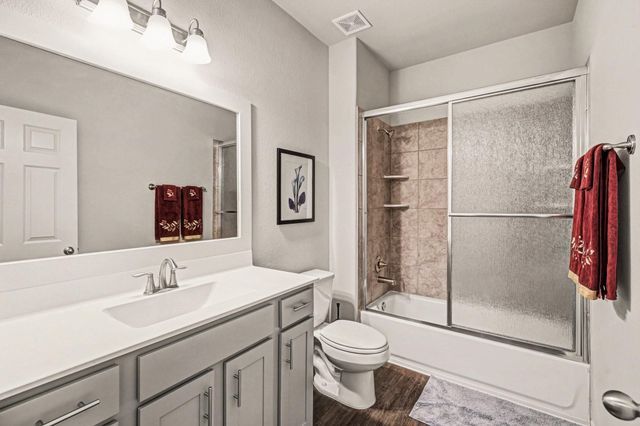 320 Red Maple Lane, Conroe, TX 77304