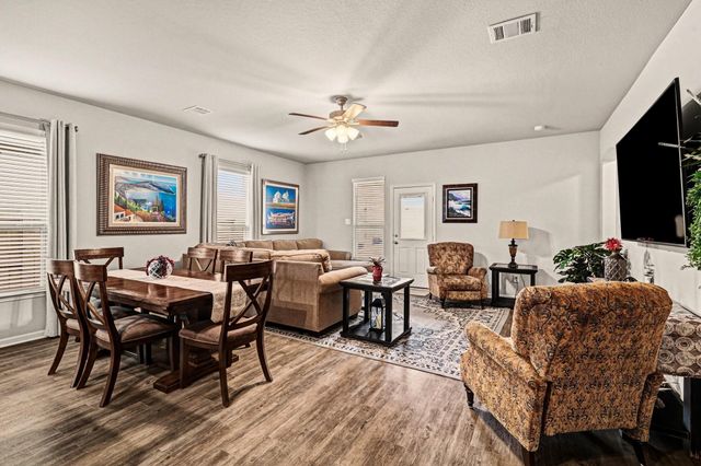 320 Red Maple Lane, Conroe, TX 77304