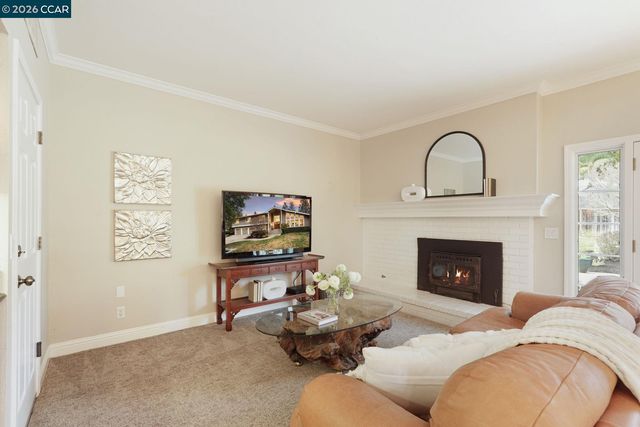 151 Turrini Ct, Danville, CA 94526