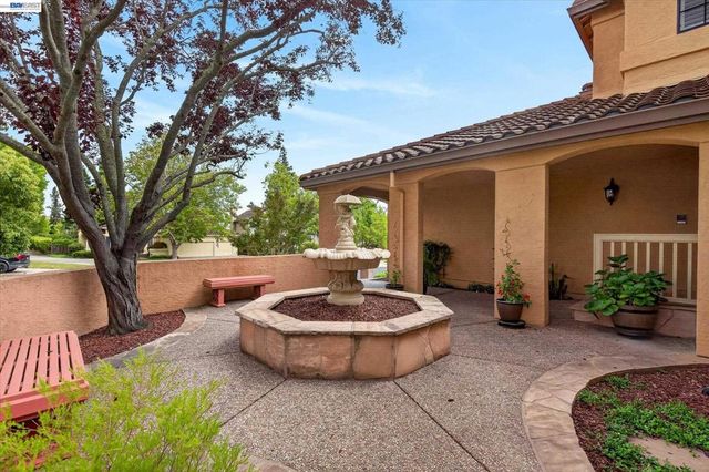 55 Rainbow Bridge Way, San Ramon, CA 94582